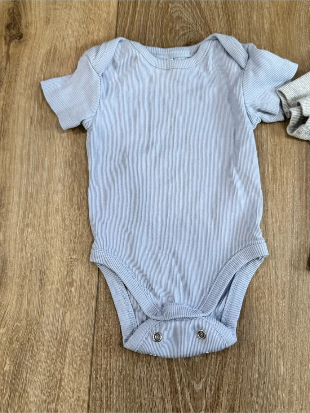 (3) Nordstrom 3/6 Month Adjustable Onsies - Picture 2 of 7
